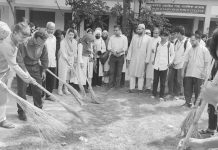 রাউজানে হযরত এয়াছিন শাহ্ কলেজে পরিষ্কার পরিচ্ছন্নতা