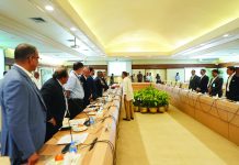 বিনিয়োগে বাধা কোথায়, ব্যবসায়ীদের কাছে শুনলেন প্রধানমন্ত্রী