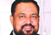 স্মরণ : কীর্তিমান পুরুষ এ. কে. খান