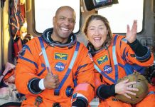 চাঁদের আঙিনা ঘুরে পৃথিবীতে ফিরল আর্টেমিস টু