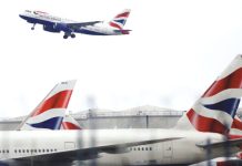 ইউরোপে শেষ হয়ে আসছে উড়োজাহাজের জ্বালানি, ফ্লাইট বাতিলের আশঙ্কা