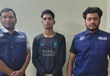 বটি হাতে মাকে মারধর, ভিডিও গেমে আসক্ত ছেলে পুলিশ হেফাজতে