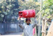 ১২ কেজির সিলিন্ডারের দাম বাড়ল ৩৮৭ টাকা