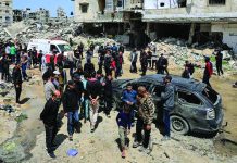 গাজায় স্কুলের কাছে ইসরায়েলি ড্রোন হামলায় নিহত ১০