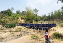 মানিকছড়িতে হালদায় বাঁধ, উচ্ছেদ করল মৎস্য বিভাগ