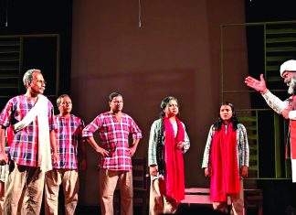 উত্তরাধিকারের নতুন নাটক কল্পলোকে রঙ্গালয় আজ