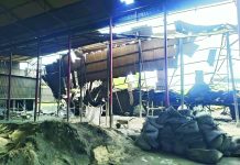 সীতাকুণ্ডে কারখানার টিনের শেড ভেঙে দুই শ্রমিকের মৃত্যু