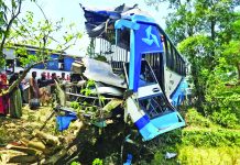 লোহাগাড়ায় মহাসড়কে আবার দুর্ঘটনা, নিহত ৪