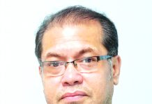 সুবীর নন্দী : সংগীতশিল্পী