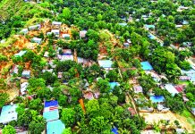 অস্ত্রের ঝনঝনানি কমেছে কমেনি ভয় ও আতঙ্ক
