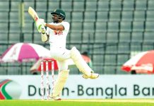 পাকিস্তানকে ৪৩৭ রানের ভার চাপিয়েও সন্তুষ্ট নয় বাংলাদেশ