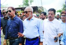 মোহরায় খাল পরিদর্শনে মেয়র