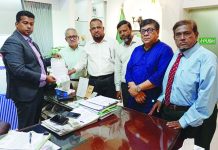 ডিসির সাথে চট্টগ্রাম কিডনি রোগী কল্যাণ সংস্থার মতবিনিময়