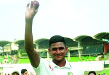 নাহিদের সামর্থ্য নিয়ে বেশি নাড়াচাড়া না করার পরামর্শ ডোনাল্ডের