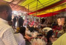 আনোয়ারায় কুরবানির ঈদে ২১০০ পরিবারের মাঝে ব্যবসায়ীর মাংস বিতরণ