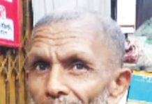 সীতাকুণ্ডে প্রভিটা ফ্যাক্টরিতে মাথায় বস্তা পড়ে শ্রমিক নিহত