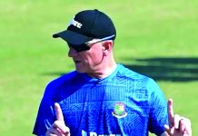 বাংলাদেশি পেসারদের প্রশংসা ডোনাল্ডের মুখে