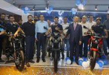 উত্তরা মোটরস নিয়ে এলো নতুন বাজাজ পালসার সিঙ্গেল সিট মোটরসাইকেল