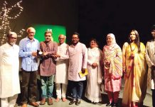 জীয়নকাঠি তারা উৎসবে সেরা আবৃত্তি সংগঠন পদক পেল চট্টগ্রামের প্রমা