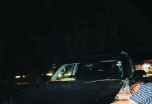 লোহাগাড়ায় এমপির পাজেরোর ধাক্কায় ভ্যানচালক আহত