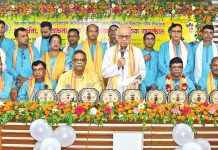 বাবা মানেই শক্তির উৎস, সাহসের নাম