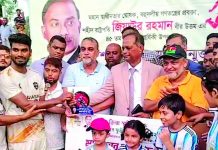 সেমিতে মোহামেডান ও প্রবাসী কিংস