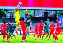 মালদ্বীপে পাকিস্তানকে রুখে দিয়েছে ১০ জনের বাংলাদেশ