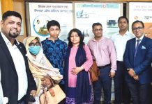 এলেন যুক্তরাজ্য থেকে, ১০ বছর পর ছেলেকে বুকে নিলেন মা