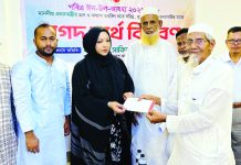 সমাজের পিছিয়ে পড়া মানুষের পাশে দাঁড়ানো নৈতিক ও মানবিক দায়িত্ব