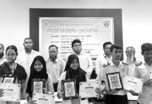 হাটহাজারীতে দুর্নীতি বিরোধী বিতর্ক প্রতিযোগিতার পুরস্কার বিতরণ