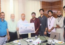 আইআইইউসিতে ফটোগ্রাফি কর্মশালার সনদ বিতরণ