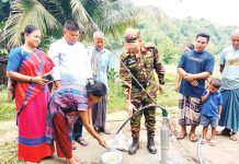 দীঘিনালার দুর্গম পাহাড়ি এলাকায় সেনাবাহিনীর গভীর নলকূপ স্থাপন