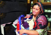 তিন প্রতিবেশীকে আটকের পর মিলল নিখোঁজ শিশুর বস্তাবন্দী লাশ