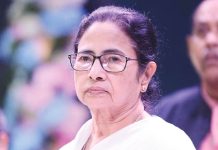 ভারতের লোকসভাতেও মমতার হাতছাড়া তৃণমূল, বিজেপিকে ২০ এমপির সমর্থন