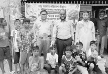 হাতেখড়ি স্কুল ও সিডিএ আবাসিক এলাকায় চারা বিতরণ