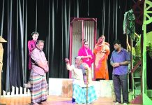 ‘ওরা আসবে’ শিল্পকলায় মঞ্চায়ন হলো বক্তব্যধর্মী নাটক