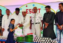 রাউজান ইংলিশ স্কুলে পুরস্কার বিতরণ