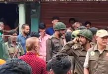 মহেশখালীতে মাইকিং করে বনকর্মীদের উপর হামলা