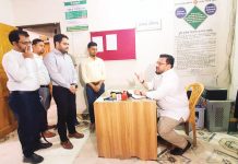 সেবা প্রদানে দীর্ঘসূত্রতা নিয়ে ভূমি প্রতিমন্ত্রীর অসন্তোষ