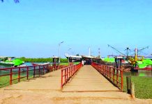 এখনো গতিহীন টেকনাফ বন্দরের আমদানি-রপ্তানি