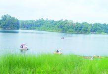 মহামায়া লেকের টোপাপানা পরিষ্কার, ফিরেছে স্বস্তি