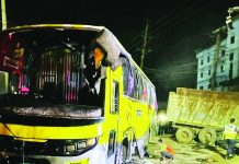 বাড়বকুণ্ডে বাস ট্রাক ও সিএনজি টেক্সির সংঘর্ষে প্রাণ গেল নারীর, আহত ১০