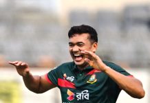 প্রথম বলে উইকেট নিয়ে রেকর্ড বইয়ে তাসকিন