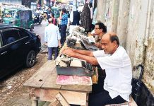 টাইপরাইটারের সাথে সুনিলের তিন দশক