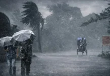 রাতের মধ্যে ৮০ কিমি বেগে ঝড়, বজ্রসহ অতিভারি বৃষ্টির শঙ্কা