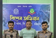 ‘পুলিশের সোর্স’ পরিচয়ে দাপট, বাকলিয়ার বাবু গ্রেপ্তার