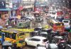 টানা বৃষ্টির মধ্যেও নগরে তীব্র যানজট