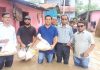আনোয়ারায় টানা বৃষ্টিতে পানিবন্দি পরিবারে ত্রাণ বিতরণ
