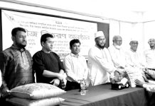 পর্যায়ক্রমে বন্যায় ক্ষতিগ্রস্ত কৃষকদের সরকারি বেসরকারিভাবে সহযোগিতা করতে হবে