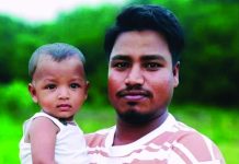তেলবাহী ওয়াগনের ধাক্কায় হাত-পা থেঁতলে গেল প্রবাসীর